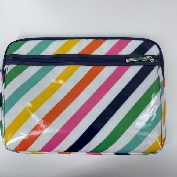 Red and Pink Tablet Sleeve with Zipper Closure - Picture 6 of 9